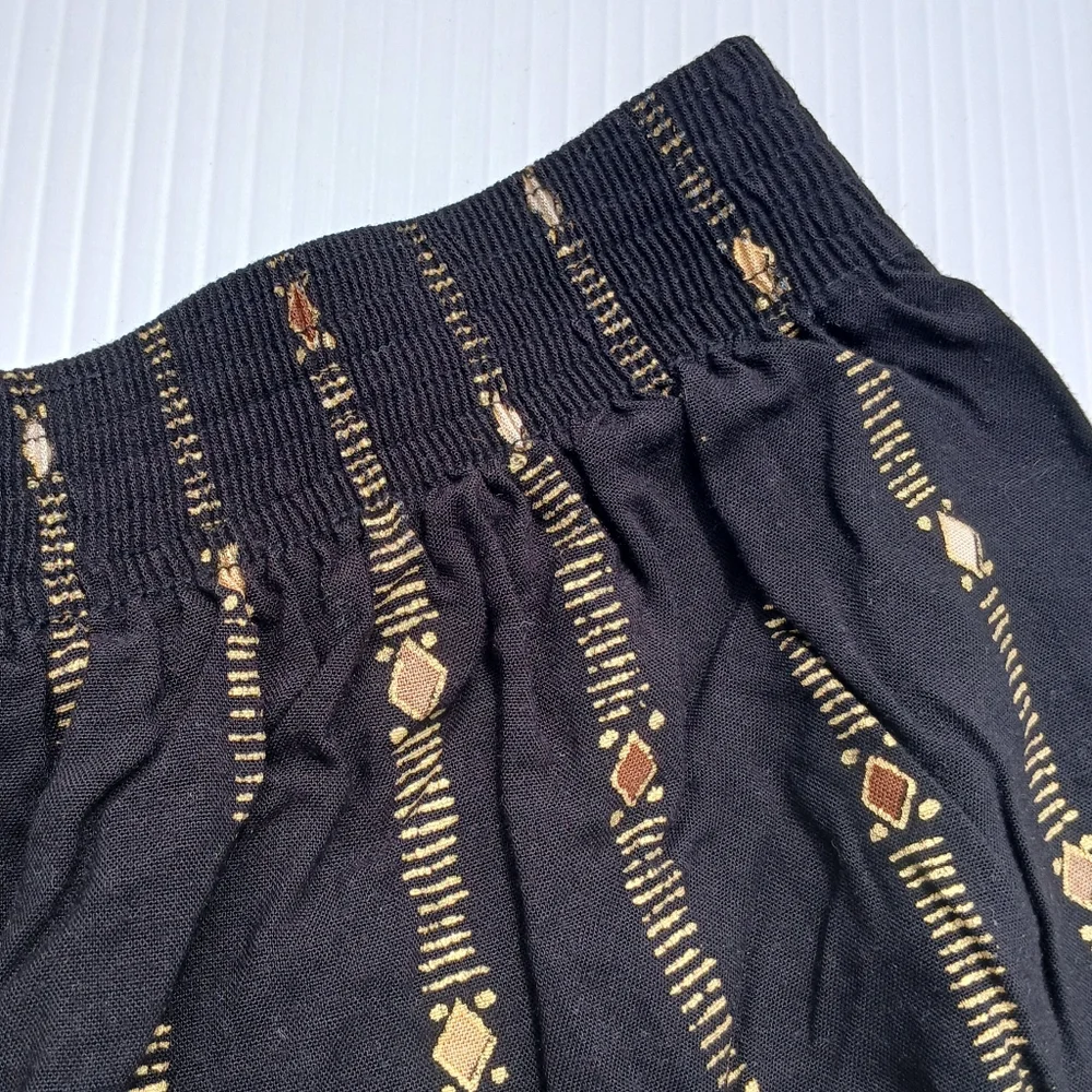 Vintage Bentley Black Gold Baggy Shorts size M medium Culottes Stretch Waist 90s